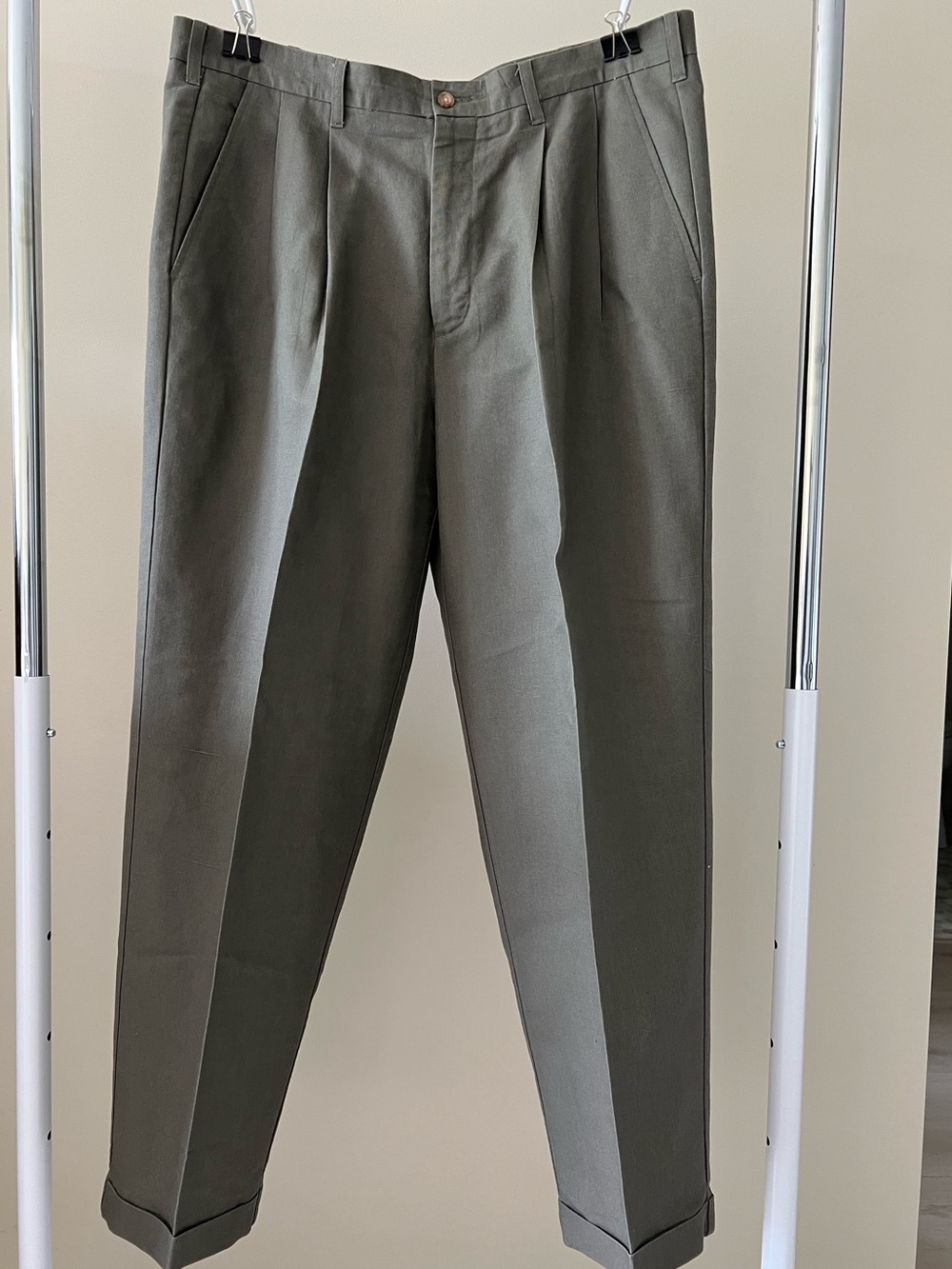 Cambridge Classics linen cotton pleated pants 38x30
